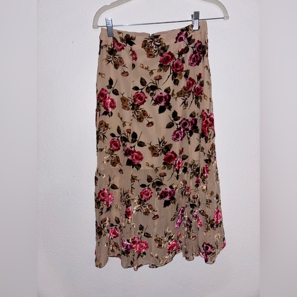 Alice + Olivia Rose Print A-Line Skirt size 2 - Picture 2 of 4